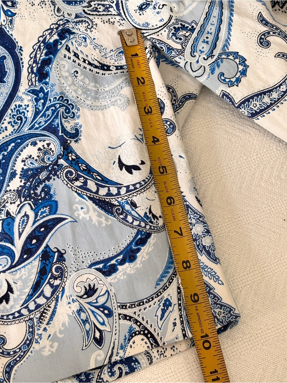 🦋Chico's White and Blue Paisley Bermuda Shorts - Picture 6 of 10